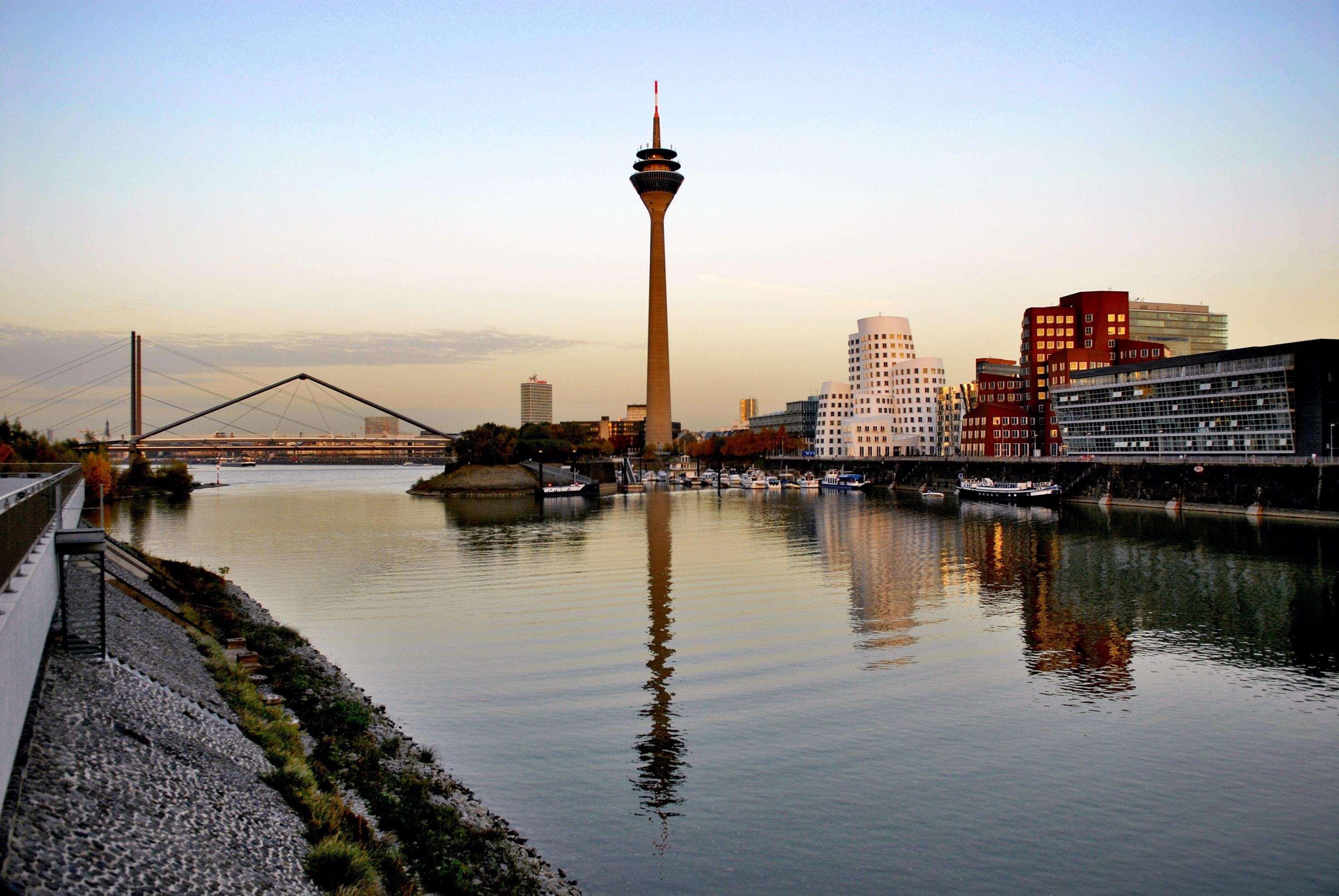 Innside By Melia Duesseldorf Hafen Luaran gambar